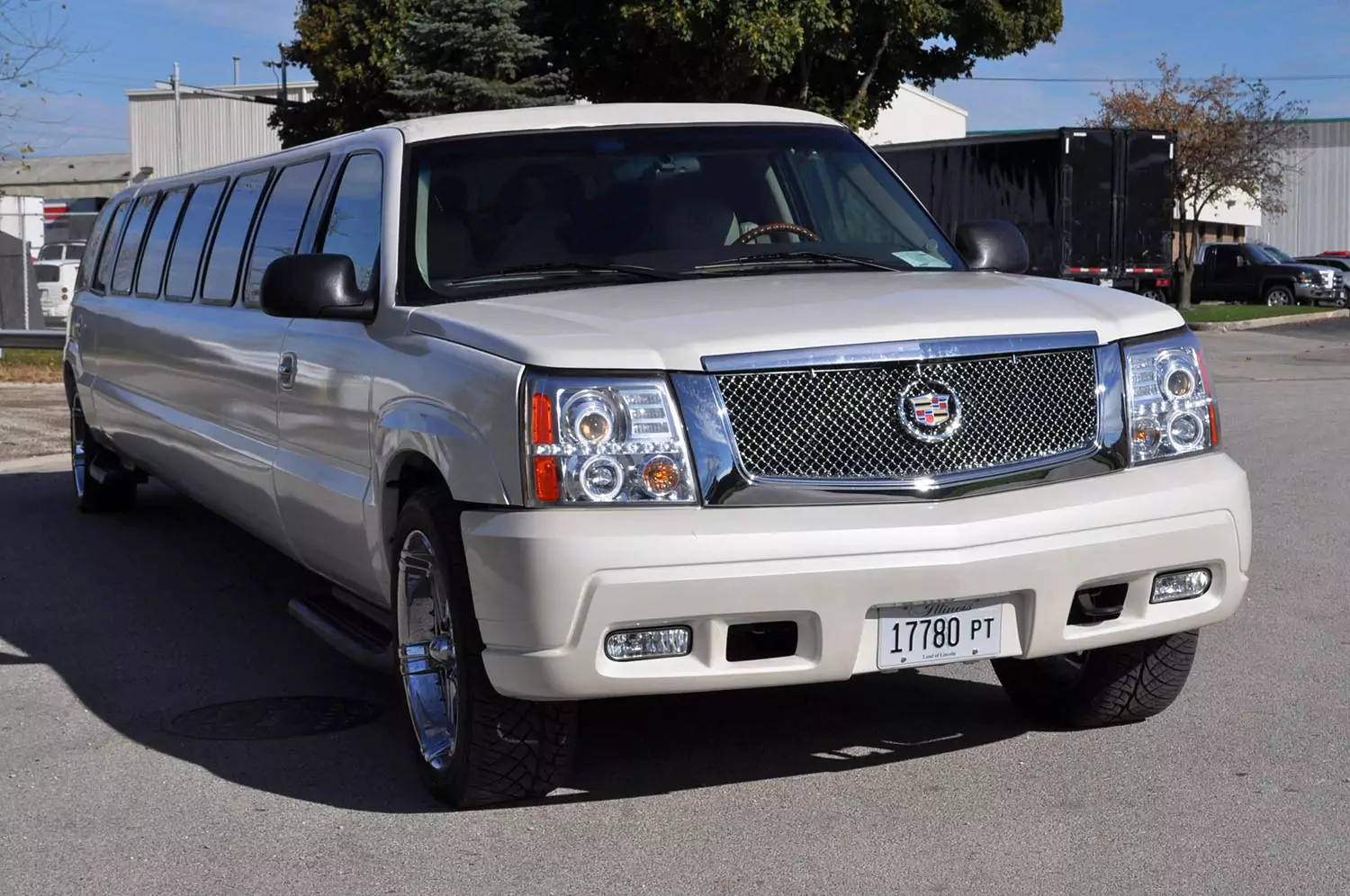 Cadillac Escalade gallery 1