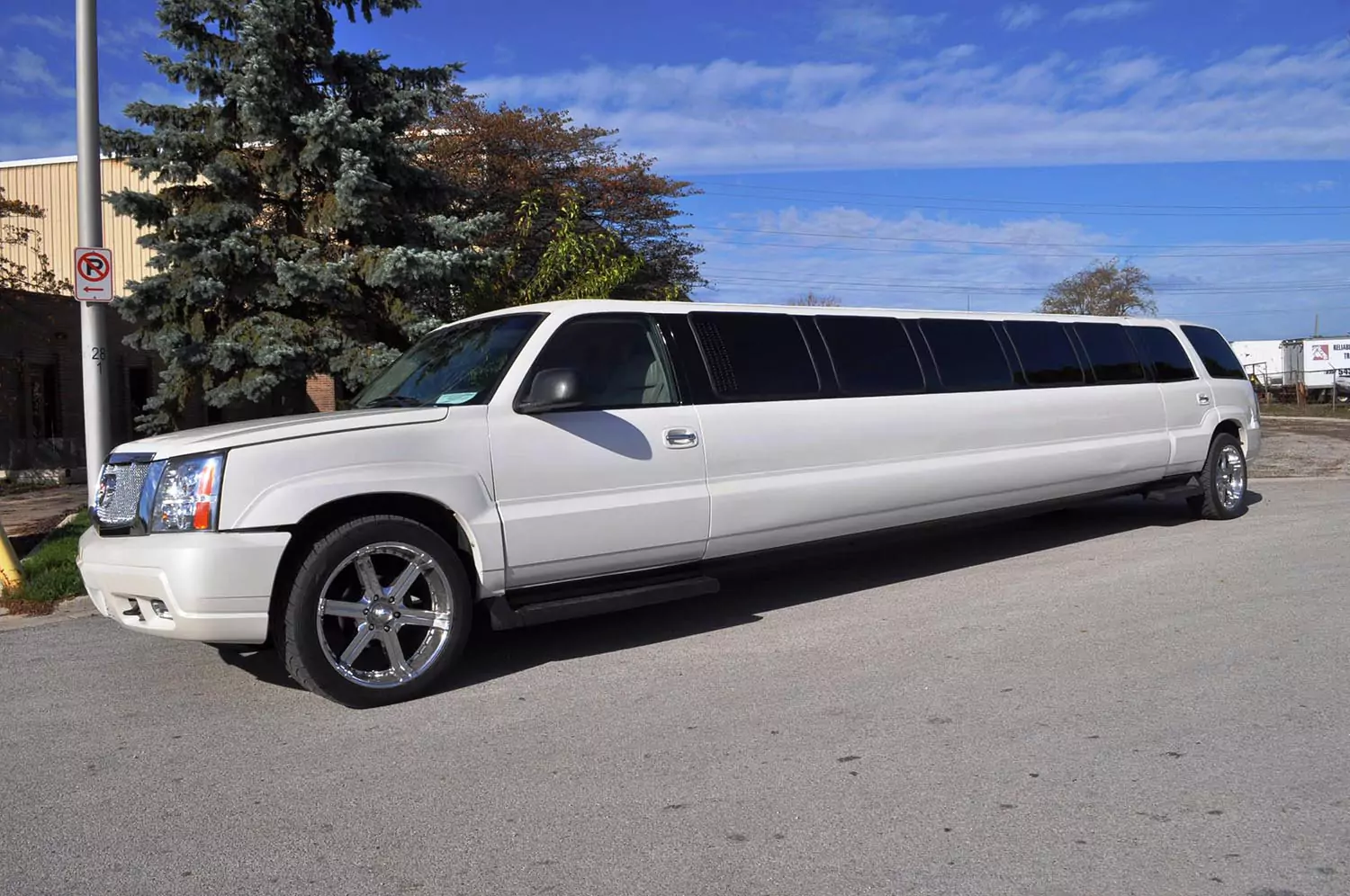 Cadillac Escalade gallery 2