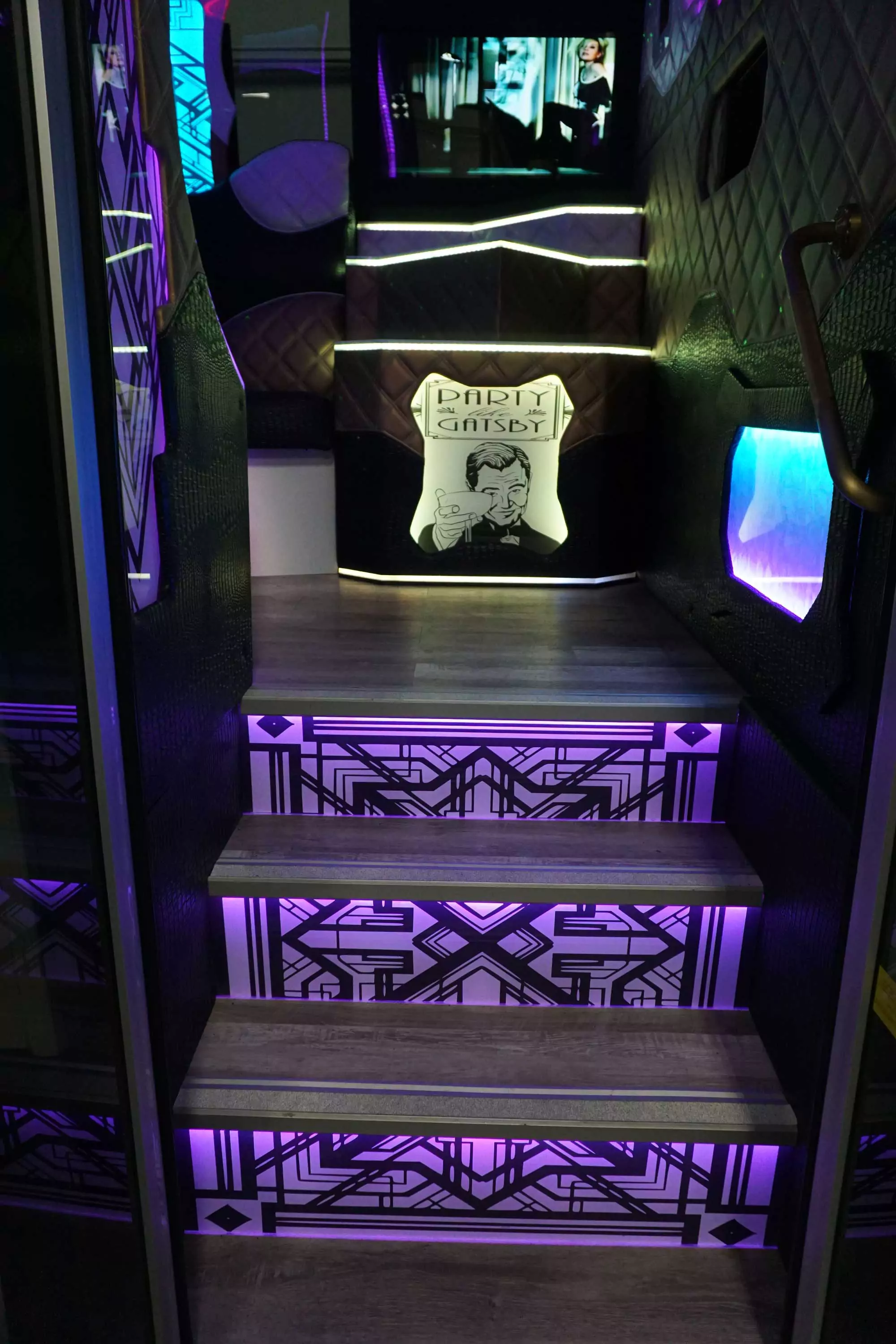 Gatsby gallery 4