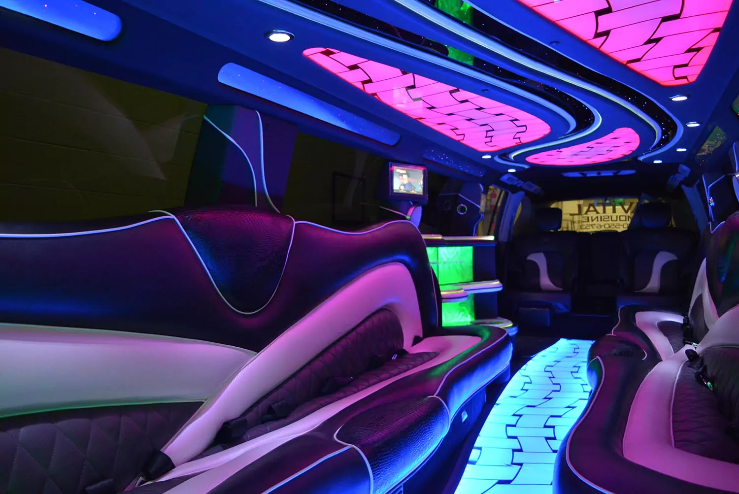 Infiniti QX56 gallery 12