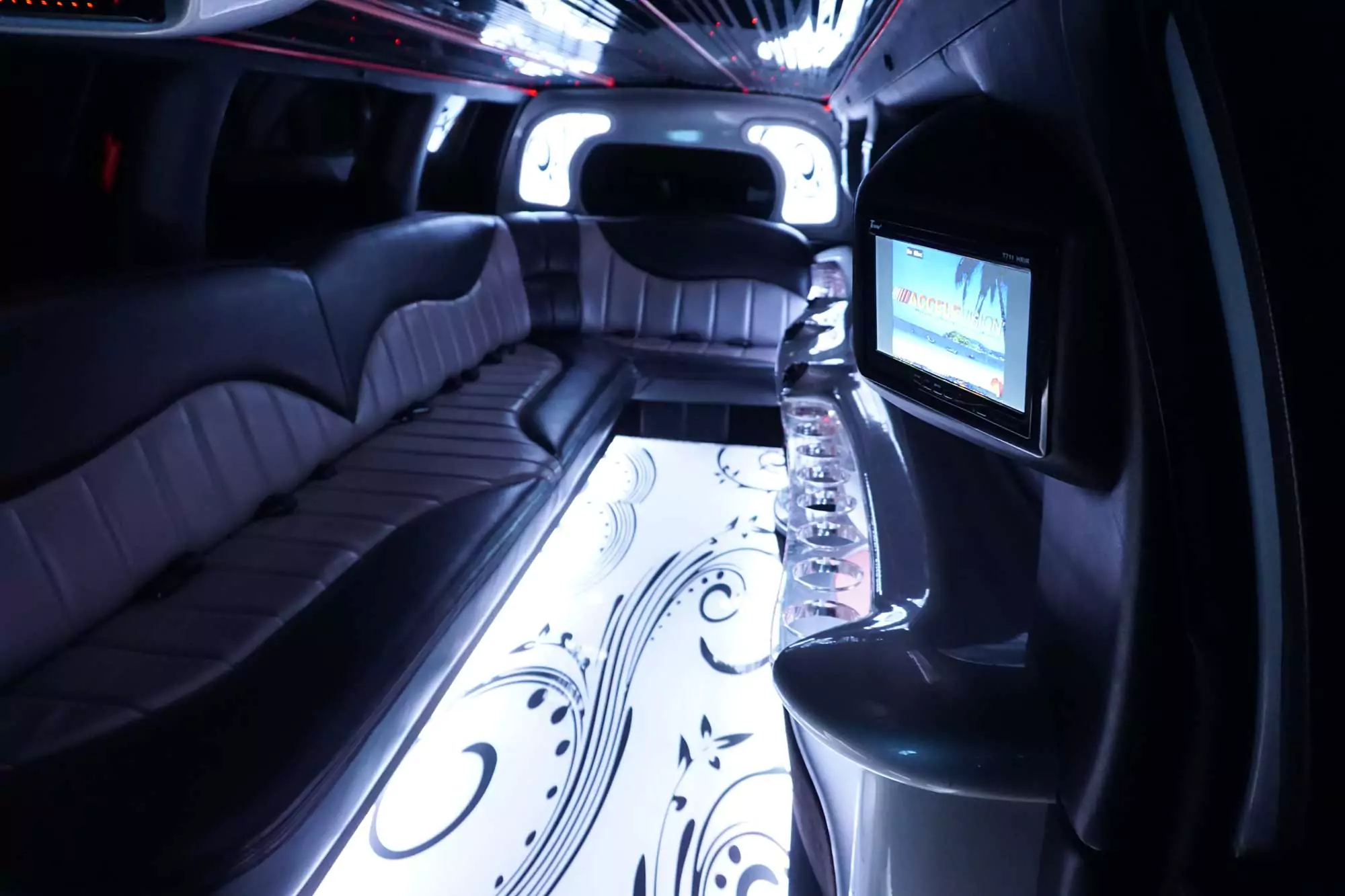Lincoln Navigator gallery 9