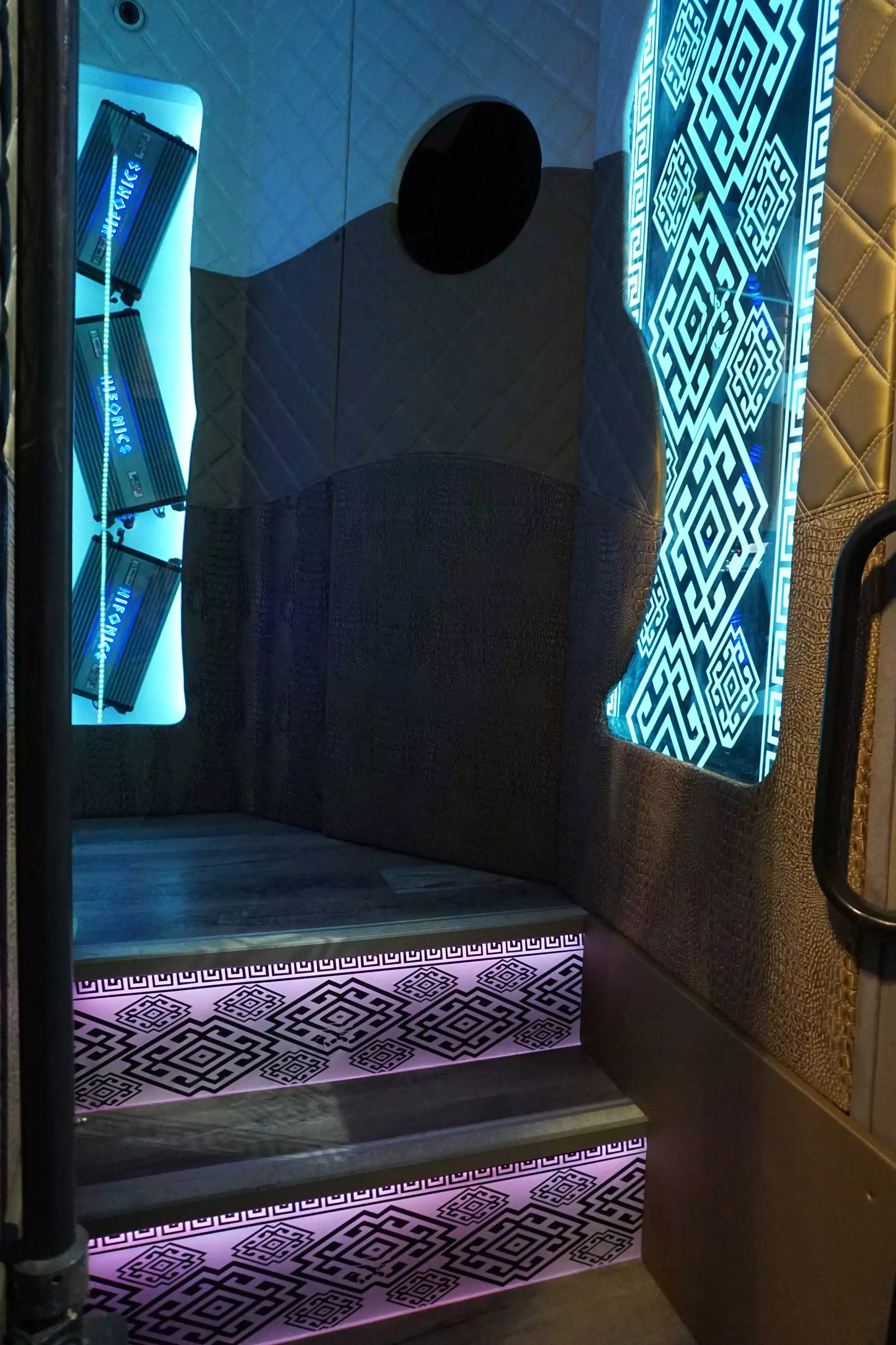 Fashion / Versace gallery 9